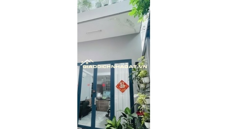 Q.8 / 32m² x 2 TẦNG / 4.x TỶ /  BÔNG SAO / vào ở ngay